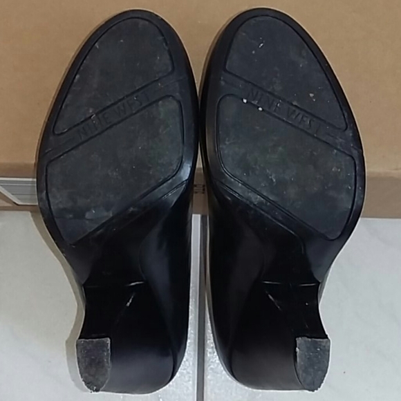 nine west pumps - Picture 7 of 8